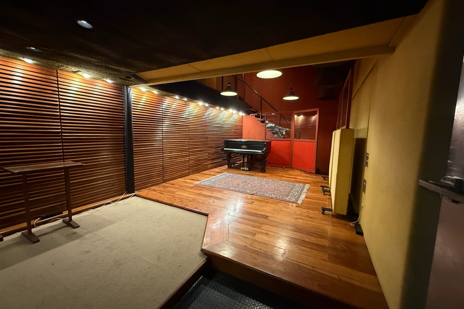 IDEO Music Interior